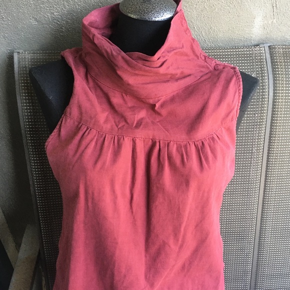 Vintage cowl snap neck sleeveless top - Picture 3 of 5